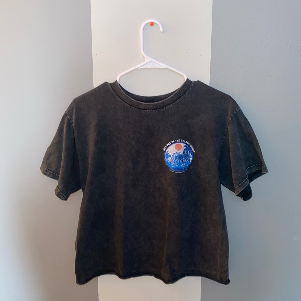 Brandy Melville golden coast t-shirt!